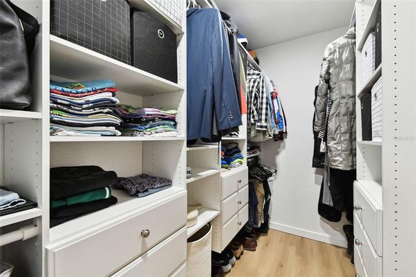 Interior, Walk-in Closets, Wood Texture Flooring
