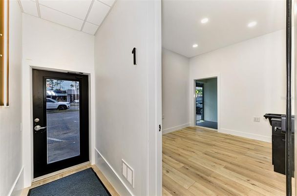 Interior, Recessed Lighting, Wood Texture Flooring