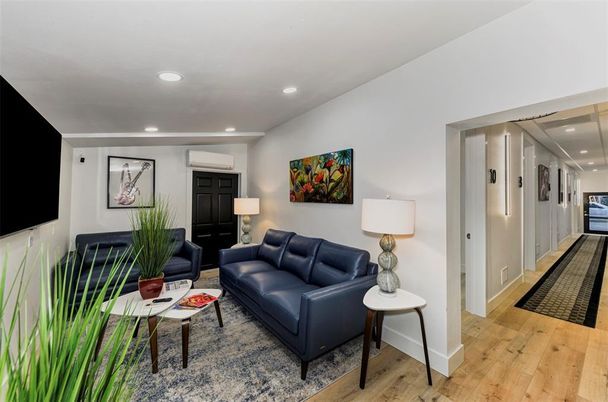 Interior, Living room, Recessed Lighting, Wood Texture Flooring