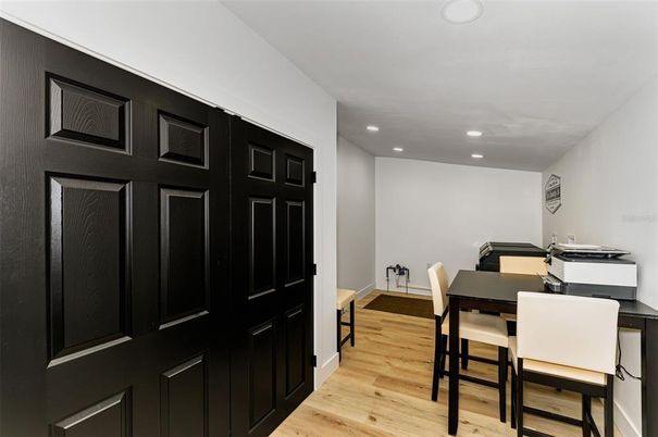 Home Office, Interior, Recessed Lighting, Wood Texture Flooring