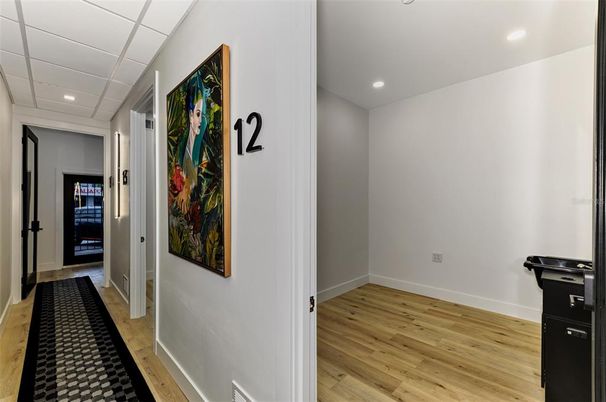 Interior, Recessed Lighting, Wood Texture Flooring