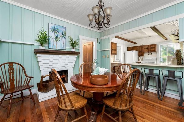 Chandelier, Dining room, Fireplace, Interior, Kitchen, Wood Texture Flooring