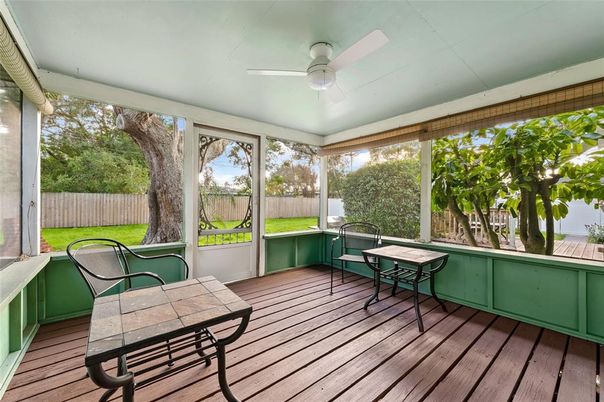 Interior, Sun Room, Wood Texture Flooring
