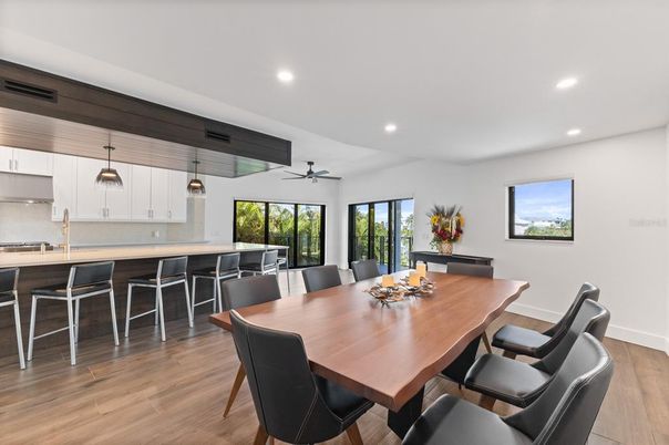 Dining room, Interior, Kitchen, Pendant Lights, Recessed Lighting, Wood Texture Flooring
