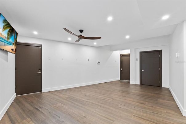 Empty room, Interior, Recessed Lighting, Wood Texture Flooring