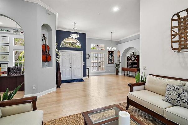 Interior, Pendant Lights, Recessed Lighting, Wood Texture Flooring