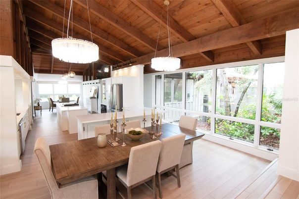 Dining room, Interior, Kitchen, Pendant Lights, Stainless Steel Appliances, Wooden Beams, Wooden Ceilings, Wood Texture Flooring