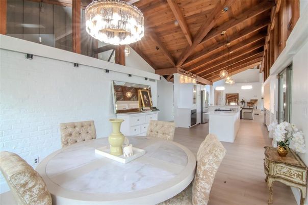 Chandelier, Dining room, Interior, Kitchen, Pendant Lights, Wooden Beams, Wooden Ceilings, Wood Texture Flooring