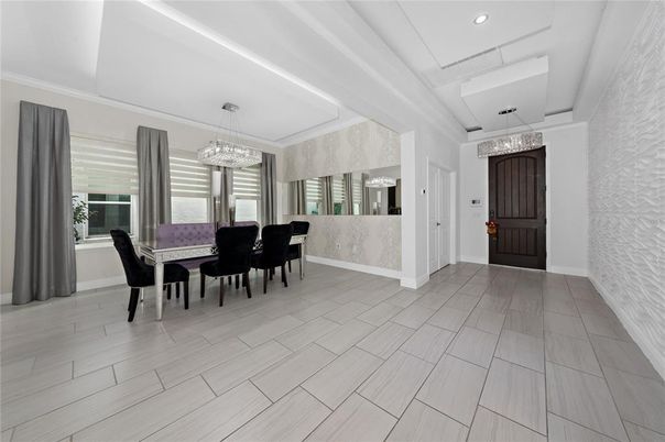 Chandelier, Dining room, Interior, Recessed Lighting, Wood Texture Flooring