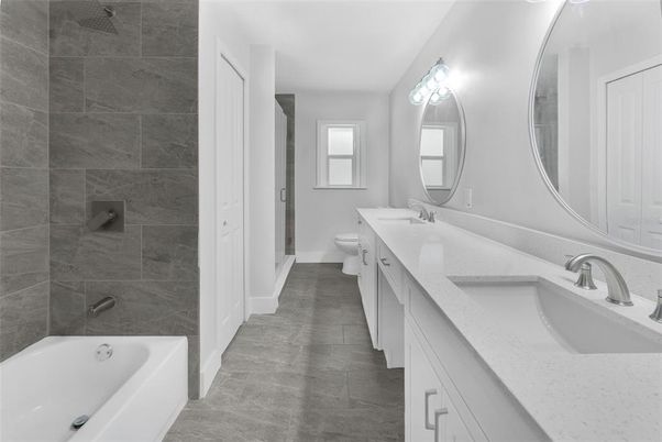 Bathroom, Dual Sink Vanities, Interior