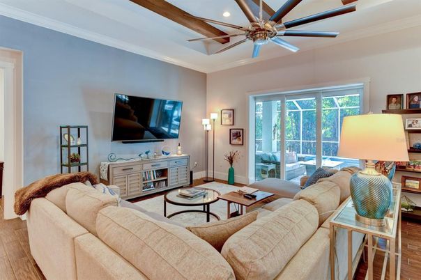 Interior, Living room, Recessed Lighting, Wooden Beams, Wood Texture Flooring