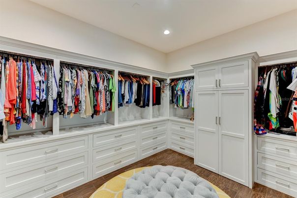 Interior, Recessed Lighting, Walk-in Closets, Wood Texture Flooring