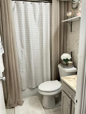 Bathroom, Interior, Marble Walls
