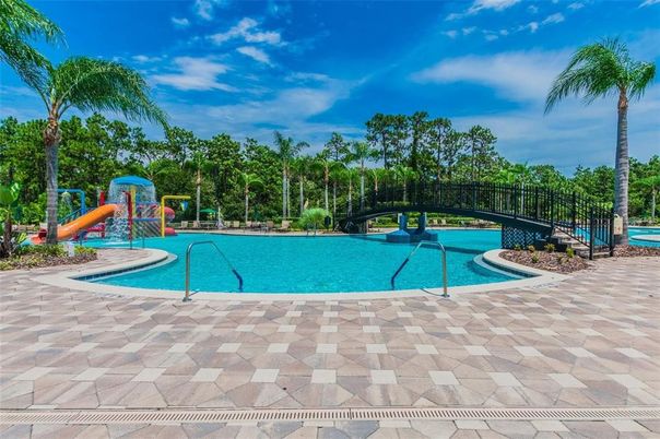 Exterior, Playground, Pool