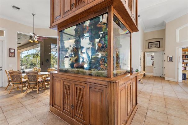 Dining room, Interior, Recessed Lighting