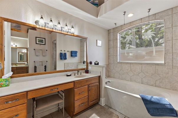 Bathroom, Dual Sink Vanities, Free Standing Baths, Interior