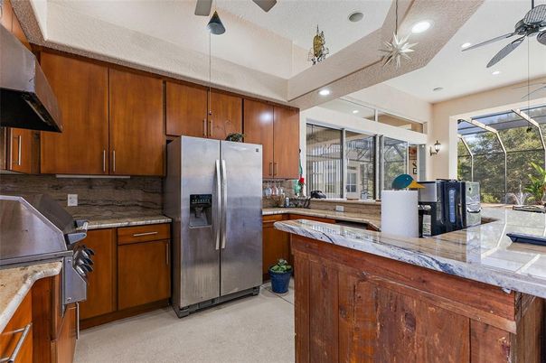 Interior, Kitchen, Recessed Lighting, Sun Room
