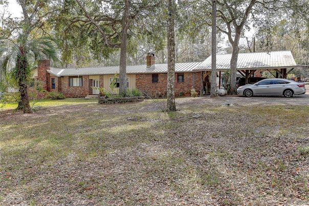 Exterior, Facade, Brick Facade, Ranch