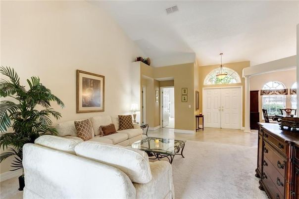 Dining room, Interior, Living room, Pendant Lights
