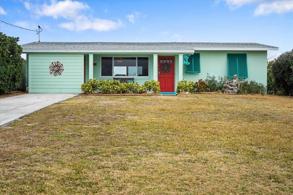 Attached, Backyard, Exterior, Facade, Ranch