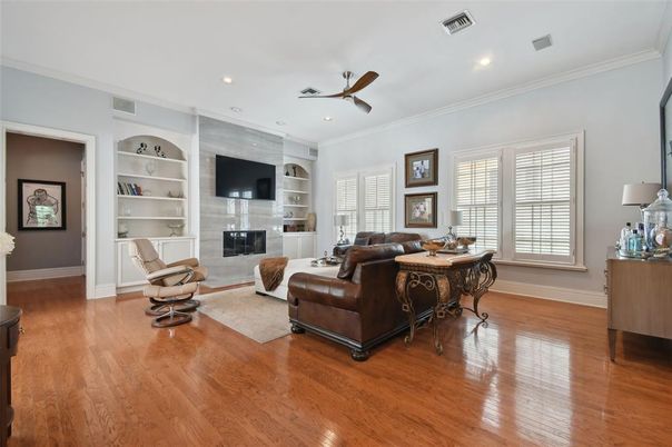 Fireplace, Interior, Living room, Recessed Lighting, Wood Texture Flooring