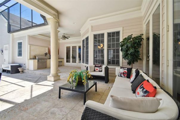 Exterior, Living room