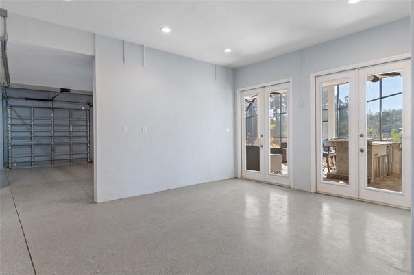 Empty room, Interior, Recessed Lighting