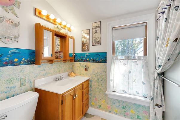 Bathroom, Interior