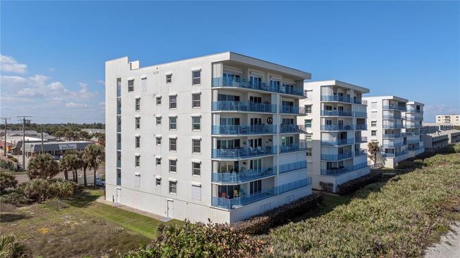 Exterior, Facade, Condo Building