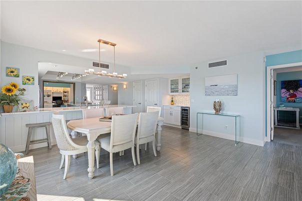Dining room, Interior, Kitchen, Pendant Lights, Stainless Steel Appliances, Wood Texture Flooring