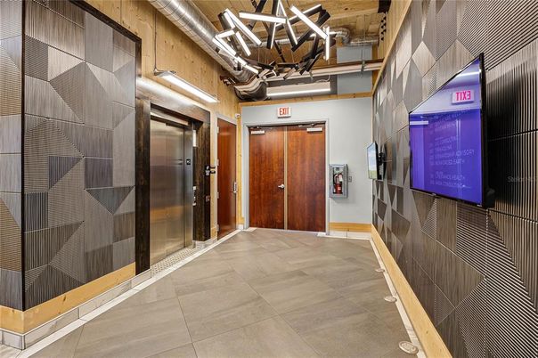 Elevator, Interior