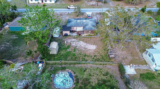 Exterior, Drone