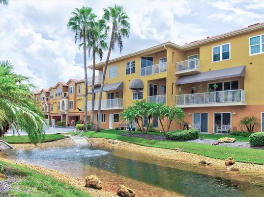 Exterior, Facade, Lake, Condo Building