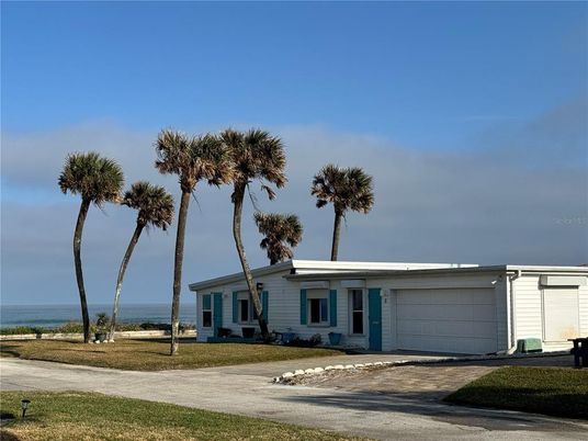 Attached, Exterior, Facade, Water, Ranch