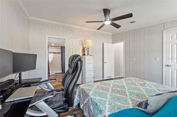 Bedroom, Home Office, Interior, Wood Texture Flooring