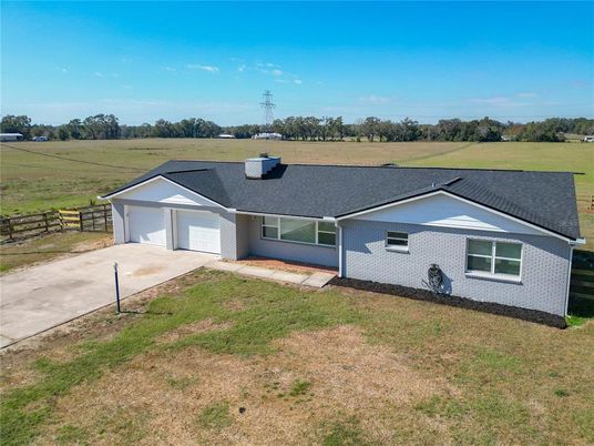 Backyard, Detached Garage, Exterior