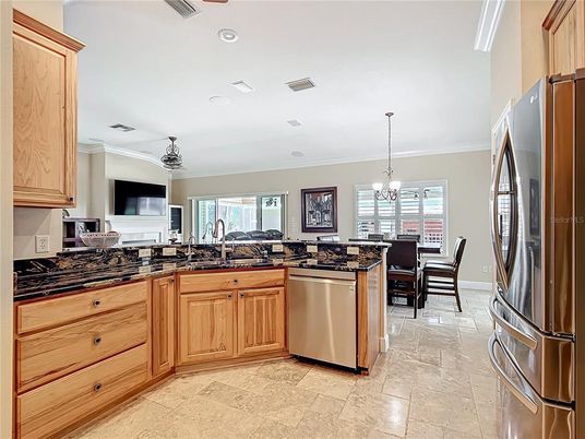 Dining room, Interior, Kitchen, Pendant Lights, Recessed Lighting, Stainless Steel Appliances