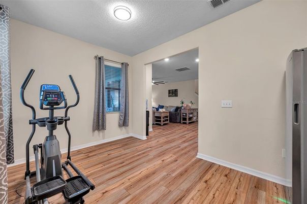 Fitness Equipment, Interior, Recessed Lighting, Wood Texture Flooring