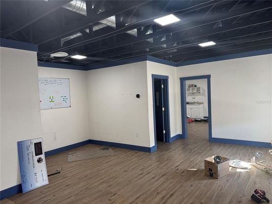 Empty room, Interior, Recessed Lighting, Wood Texture Flooring