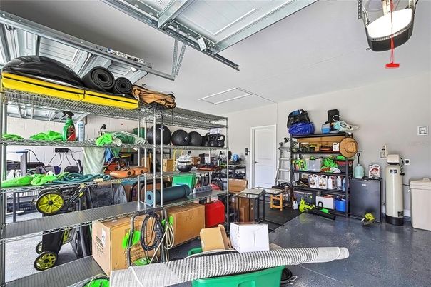 Garage, Interior, Washer