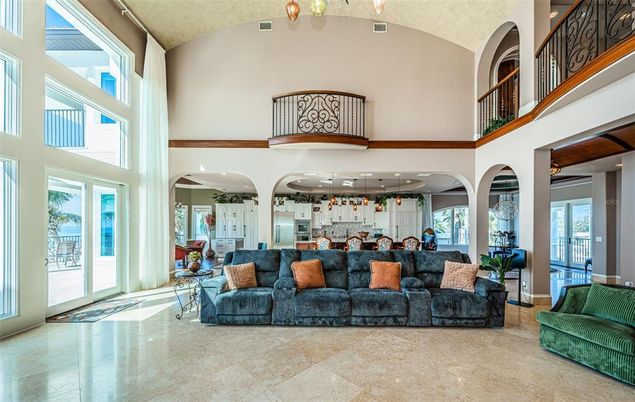 Interior, Living room, Pendant Lights, Recessed Lighting
