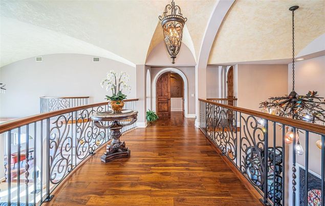 Chandelier, Interior, Wood Texture Flooring