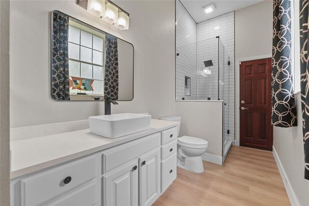 Bathroom, Interior, Recessed Lighting, Wood Texture Flooring