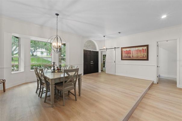 Chandelier, Dining room, Interior, Pendant Lights, Recessed Lighting, Wood Texture Flooring