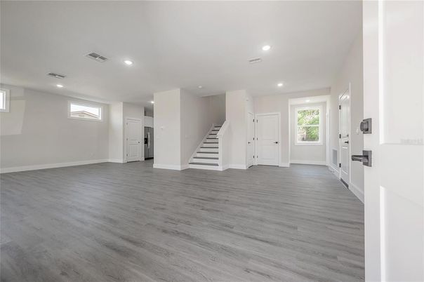 Empty room, Interior, Recessed Lighting, Wood Texture Flooring