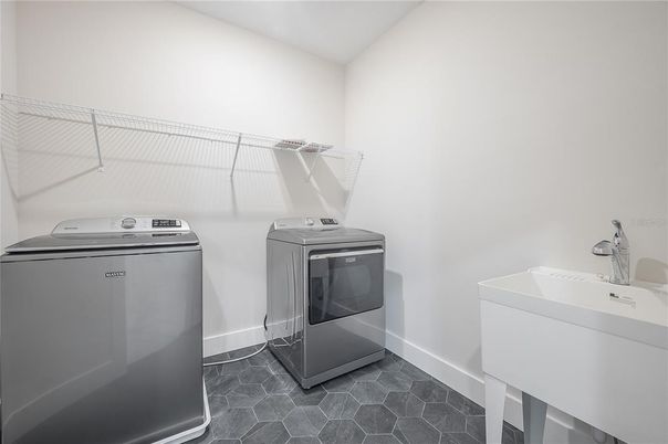 Interior, Washer