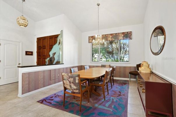 Chandelier, Dining room, Interior, Pendant Lights