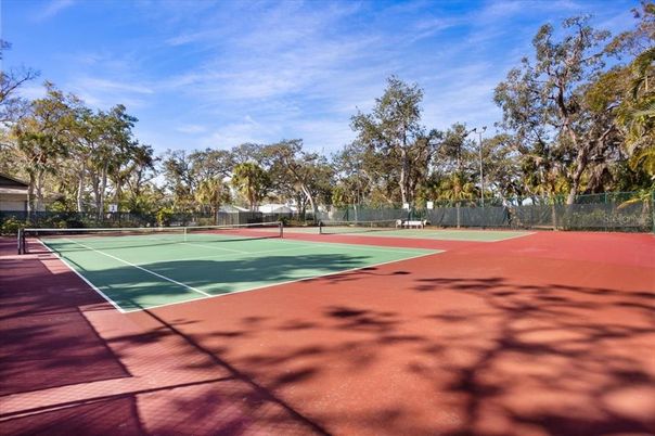 Exterior, Tennis Courts