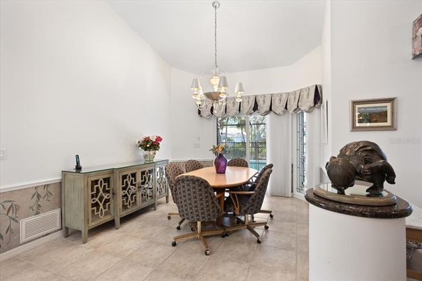 Chandelier, Dining room, Interior