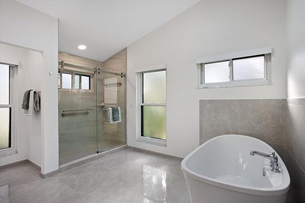 Bathroom, Free Standing Baths, Glass Shower, Interior, Recessed Lighting